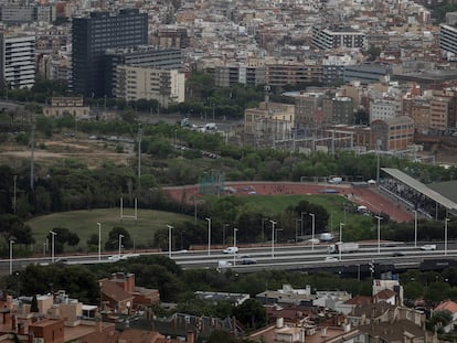 Terrenos donde se prevé construir el nuevo hospital Clínic, a las afueras de Barcelona y a la altura de la Diagonal, actualmente ocupados por el recinto deportivo Esports UB de la Unviersidad de Barcelona.