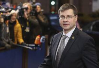 O primeiro-ministro da Letônia, Valdis Dombrovskis, durante uma cúpula de líderes da União Europeia em Bruxelas, em imagem de arquivo.