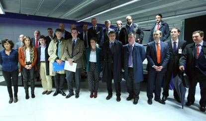Tapia (en el centro), con los directivos de empresas con los que se ha reunido en Bilbao.
