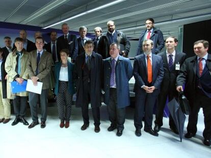 Tapia (en el centro), con los directivos de empresas con los que se ha reunido en Bilbao.