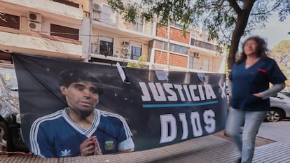 Una pancarta de Diego Maradona en San Isidro, Argentina, el 13 de mayo de 2025.