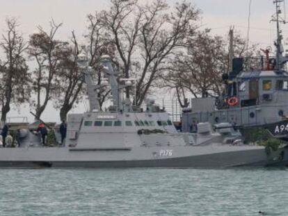 Kiev aprueba el “estado de guerra” en diez regiones durante 30 días en respuesta al apresamiento por parte de Rusia de tres buques militares ucranios en Crimea