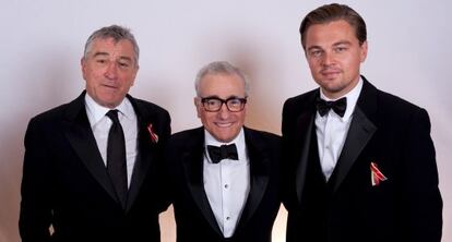 Desde la izquierda, Robert De Niro, Martin Scorsese, y Leonardo Di Caprio en los Globos de Oro de 2010. 