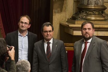 Joan Herrera (ICV), Artur Mas (CiU) y Oriol Junqueras (ERC) en una imagen de archivo.