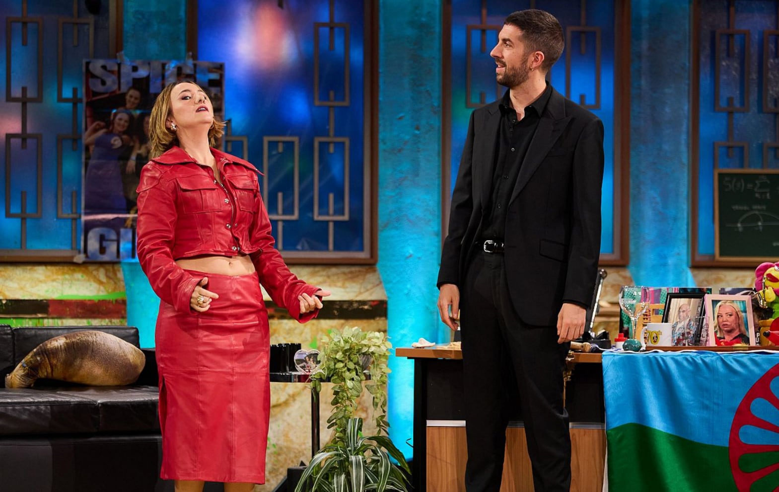 Guerra de invitados: Pablo Motos se defiende de “la agresión” a su programa y Rigoberta Bandini confiesa en ‘La revuelta’ estar vetada por ‘El hormiguero’