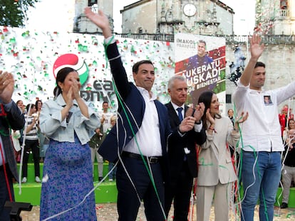 Imanol Pradales, este viernes en Bilbao durante el acto de final de campaña del PNV.