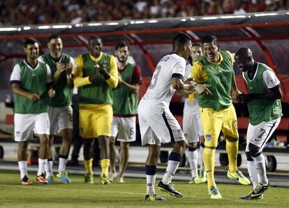 Los jugadores de la selección de EEUU celebran uno de los goles ante Panamá.