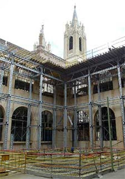 Obras de ampliación del Museo del Prado en el claustro de los Jerónimos.
/ ULY MARTÍN