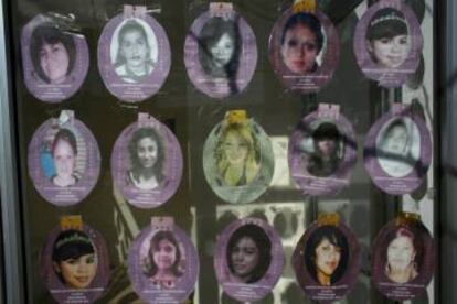 A poster showing missing women in Ciudad Juárez.