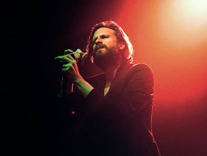 Father John Misty: América, Ano zero