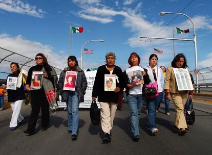 Manifestación por las víctimas del feminicidio en Ciudad Juárez, México (AFP)