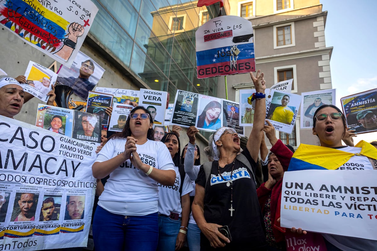 Internal differences are delaying the amnesty promised by Delcy Rodríguez in Venezuela