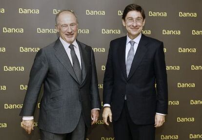 El expresidente de Bankia, Rodrigo Rato junto al actual presidente José Ignacio Goirigolzarri.