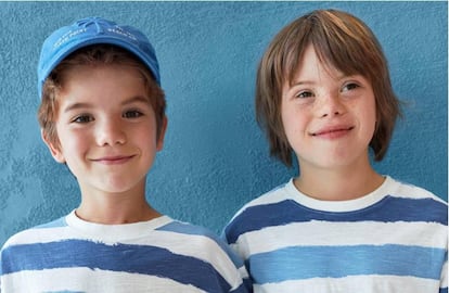 Diego y Roscón (a la derecha), los dos hijos de Samantha Vallejo-Nágera posando para la campaña de Zara.