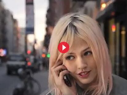 Los inconvenientes de contarle un secreto a un amigo cotilla