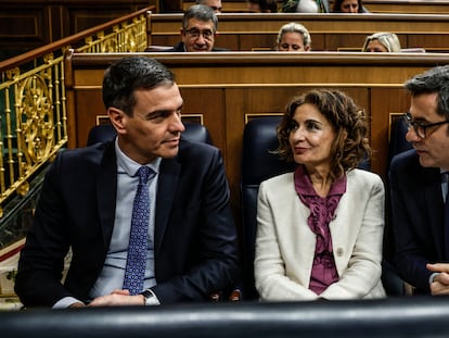 Pedro Sánchez, María Jesús Montero y Félix Bolaños, el pasado martes en el Congreso.