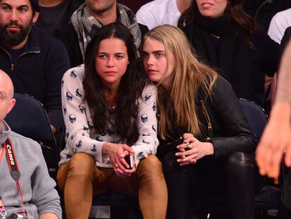 El enfado de Cara Delevingne con los paparazzi