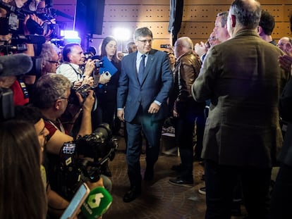 Carles Puigdemont anuncia su candidatura al 12-M en Elna.