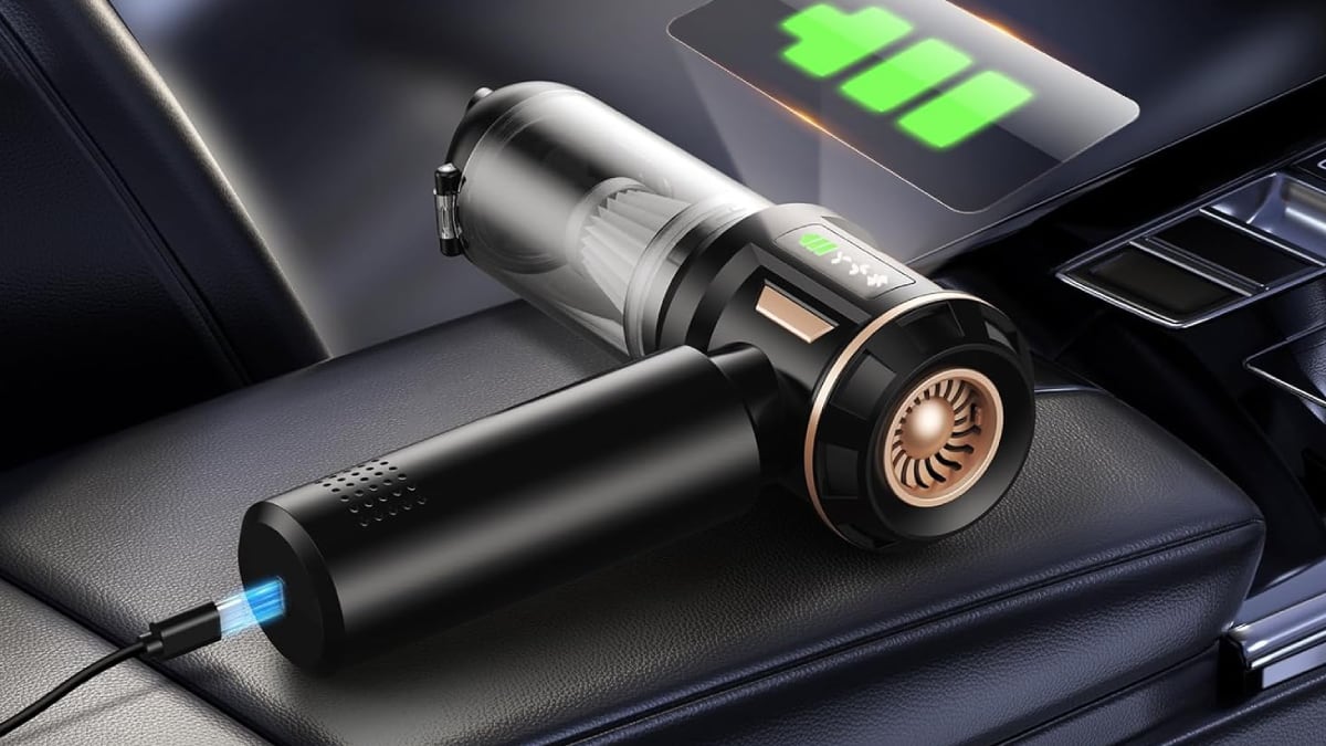 Este aspirador portátil para el coche se recarga mediante USB.