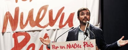 El candidato de IU a la Presidencia del Gobierno, Alberto Garz&oacute;n,en Avil&eacute;s, este 5 de diciembre.