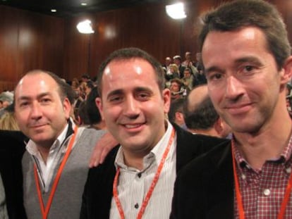 Jorge Alarte, con Carlos Fernández Bielsa, Alejandro Soler y Óscar Tena, felices tras la elección de Rubalcaba.