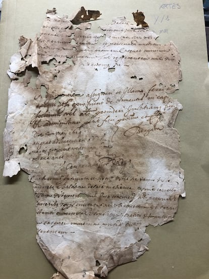 Documento de torturas a una mujer en Artés, en 1619.