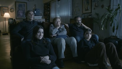 La familia de Salvador Valverde, en un fotograma del documental 'Salvador'.