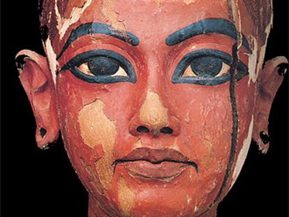 Foto de un busto del más famoso rey de Egipto