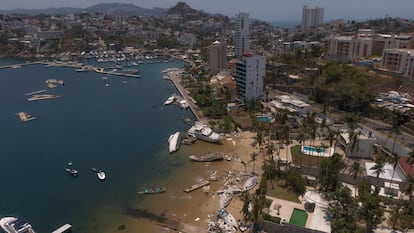 Vista de la Marina en el puerto de Acapulco a seis meses del paso del huracán 'Otis'.