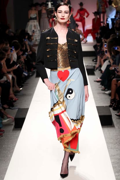 El ironico homenaje de Moschino