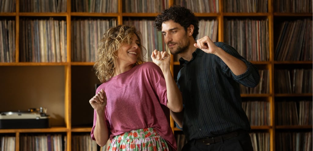 Louis Garrel y Jasmine Trinca en 'Sucederá esta noche', de Nanni Moretti.