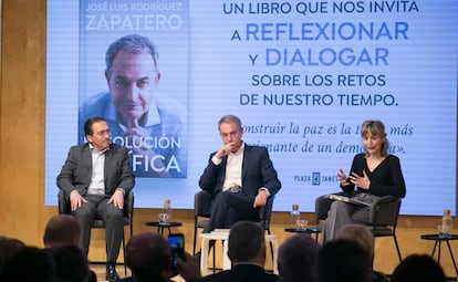 José Manuel Albares, José Luis Rodriguez Zapatero y Máriam Martínez-Bascuñán, ayer en Madrid.