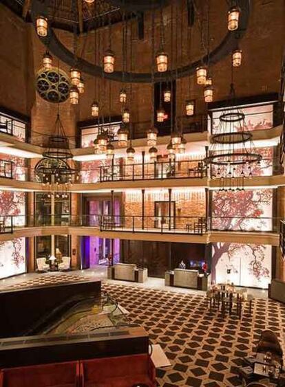 El vestíbulo del hotel Liberty de Boston tiene una altura de 30 metros.