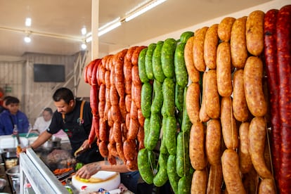 Chorizo rojo, tamarindo, verde, habanero y longaniza.