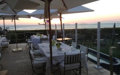 Terraza del restaurante L&#039;Ocean, en T&aacute;nger (Marruecos).