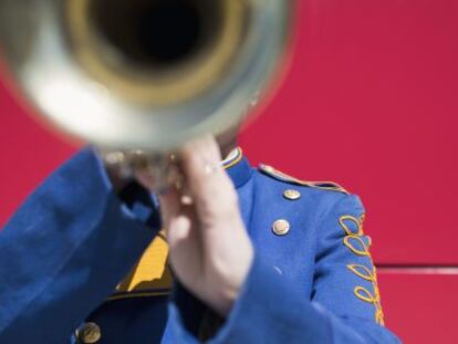 ¿Qué operadoras de telefonía móvil te pagan si traes a más clientes?