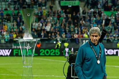 Pellegrini, tras recibir la medalla de subcampeón este miércoles.