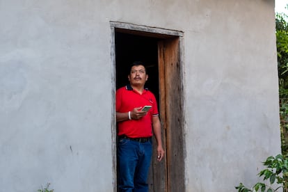 Víctor Vásquez, líder indígena y defensor ambiental de Simpinula, una población en el departamento de La Paz (Honduras)