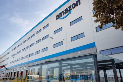 Centro logístico de Amazon en Dos Hermanas, Sevilla.