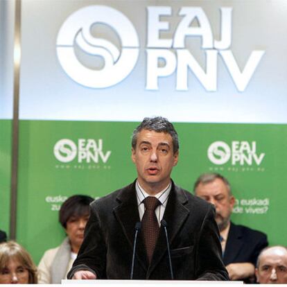 El presidente del PNV, Iñigo Urkullu, en la presentación de las candidaturas de este partido para el Congreso y el Senado de la elecciones generales del 9 de marzo.