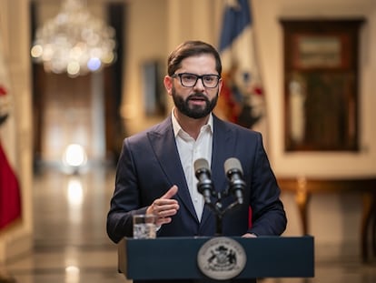 El presidente de Chile, Gabriel Boric, en el anuncio de la Ley de Presupuesto en cadena nacional.