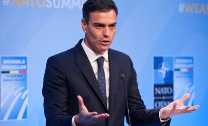 Pedro Sánchez, durant la roda de premsa després de tancar la cimera de l'OTAN.