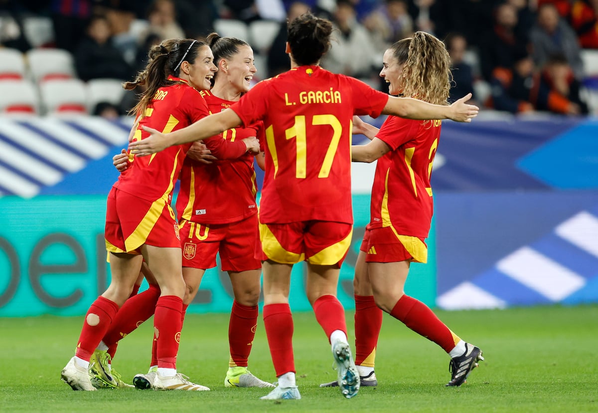 Spain says goodbye to the year with a good victory against France at home