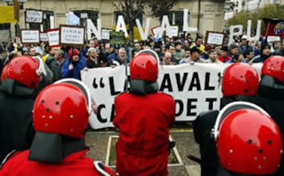 Los empleados piden al gobierno vasco que intenverga directamente en la negociación.