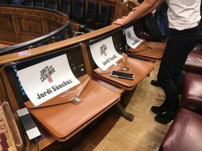 Seats reserved for Together for Catalonia's deputies-elect.
