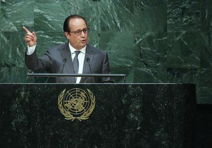 El president de França, François Hollande, es dirigeix a l'Assemblea General de les Nacions. Hollande ha demanat davant el plenari combatre amb celeritat el canvi climàtic.