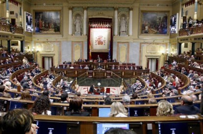 El sistema de pensiones y otras distinciones, menores que en otros Parlamentos, se debaten esta semana en el Congreso.