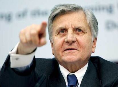 Jean-Claude Trichet, en una rueda de prensa tras una reunión del BCE en Dublín (Irlanda), en mayo.