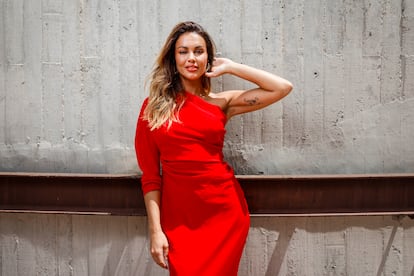 Lara Álvarez en los estudios de TVE en Torrespaña.