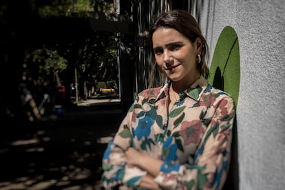 La ilustradora mexicana Emilia Schettino retratada en Ciudad de México el día 03 de febrero de 2022.